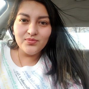 Meet your Posher, Sandra